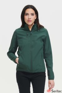 Chaqueta softshell para mujer con cremallera personalizada