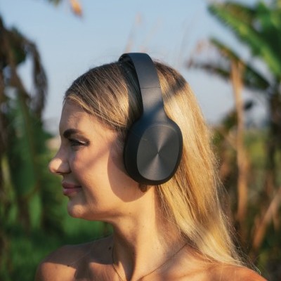 Auriculares inalámbricos de plástico reciclado personalizados