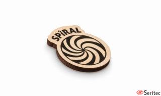 Chapas de madera personalizadas