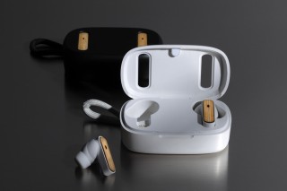 Auriculares inalámbricos de plástico reciclado y bambú promocionales